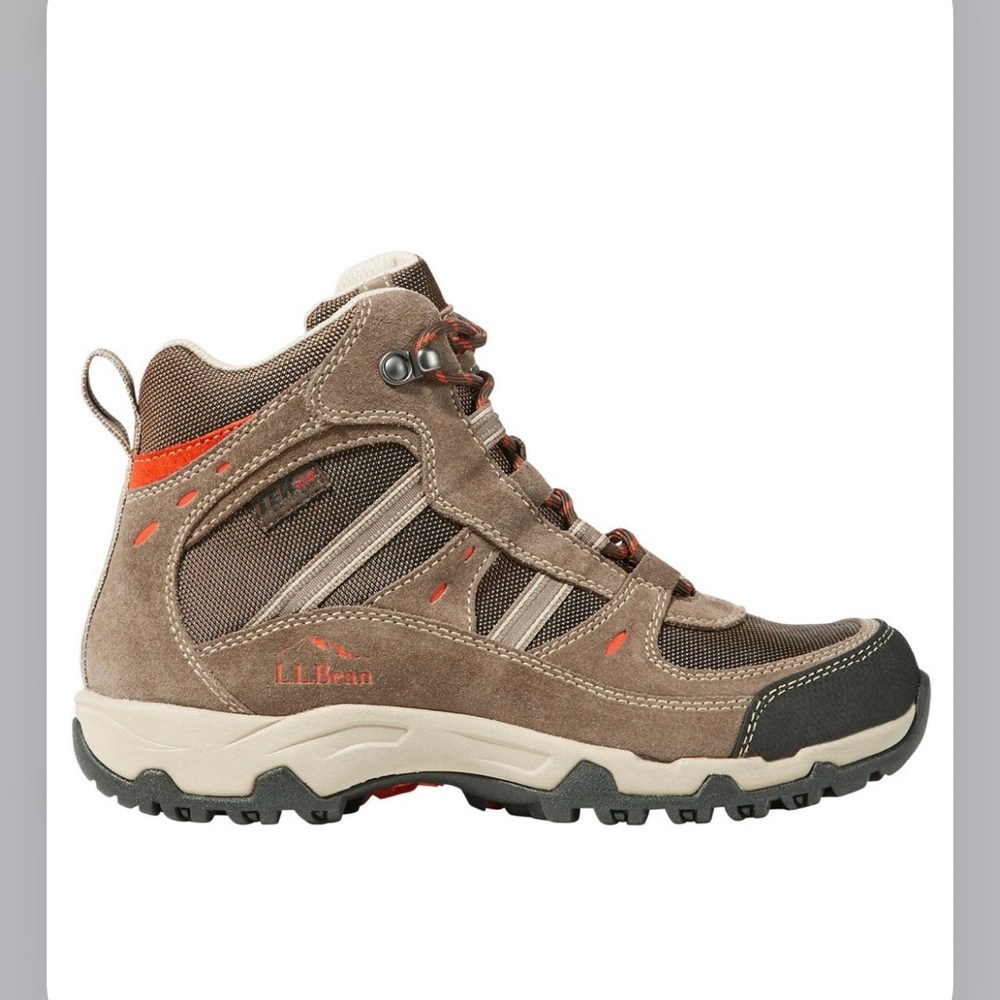 LL BEAN HIKING SHOE SZ8 WOMAN
